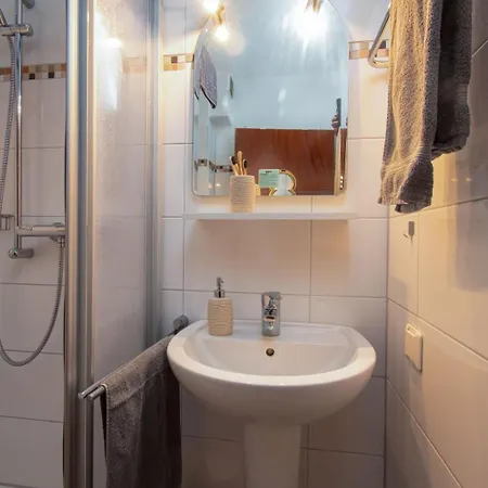 Apartment Leuchtfeuer By Interhome Norddeich (Norden)